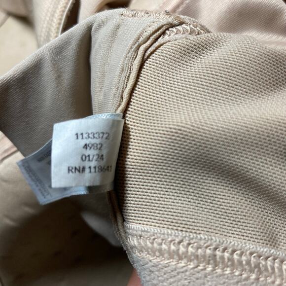 LIVI for Lane Bryant 46DD Max Support Underwire Beige Bra. Pre-Owned - Picture 10 of 12